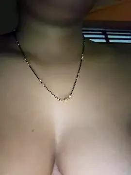 Naked Room sexyindi_couple 