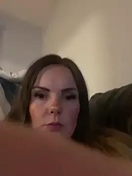 SexyLoLoUK from StripChat