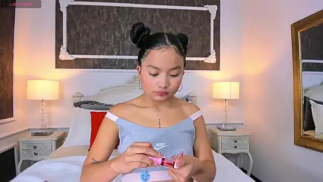 SharonBonet from StripChat