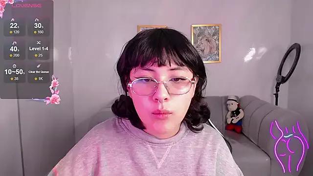 Shizuko_b from StripChat