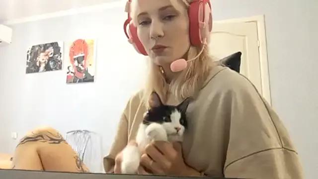 SorryMyAngel from StripChat