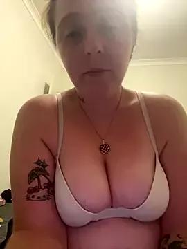 spankmykittyhehe from StripChat