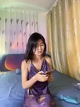 Naked Room sunny-520 