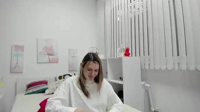 Sunny_Sammy from StripChat