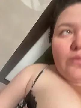 SunnyLeila2101 from StripChat