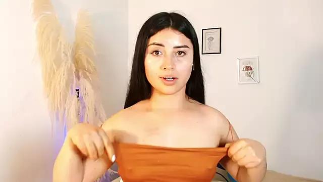 Naked Room Susana_lee 