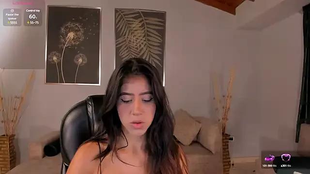 SussanElliot from StripChat