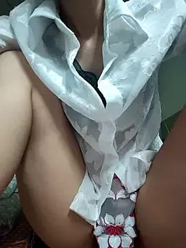 Sweet-asian from StripChat