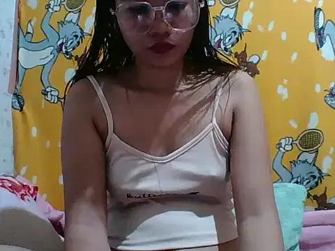 Sweet_Gera21 from StripChat
