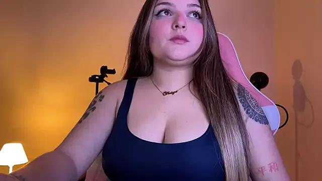 SweetFoxEyes from StripChat