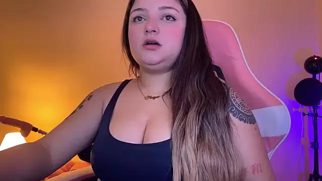 SweetFoxEyes from StripChat
