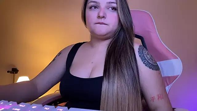 SweetFoxEyes from StripChat