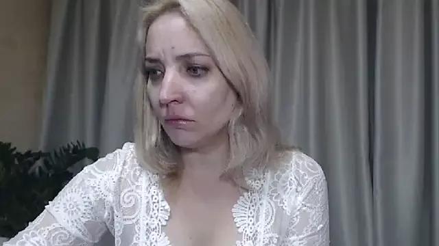 sweetpussy from StripChat is Freechat