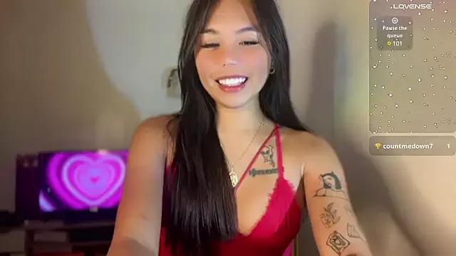 sweetsammy143 from StripChat