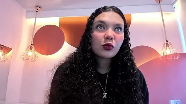 SweetStarr_ from StripChat