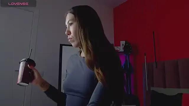 SweetySonya from StripChat