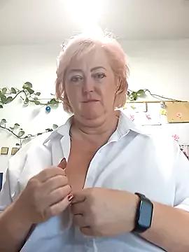 TerezaVelvet from StripChat is Freechat