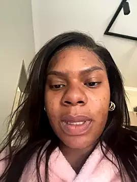 Thicke_phatass_dee from StripChat is Freechat