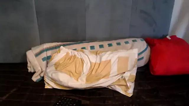 Tyllorsavage from StripChat