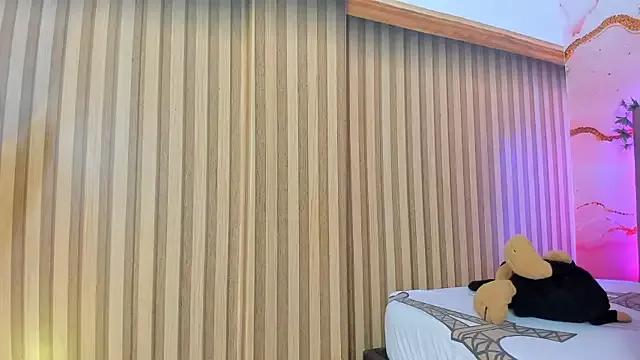 valery_rouge_ from StripChat