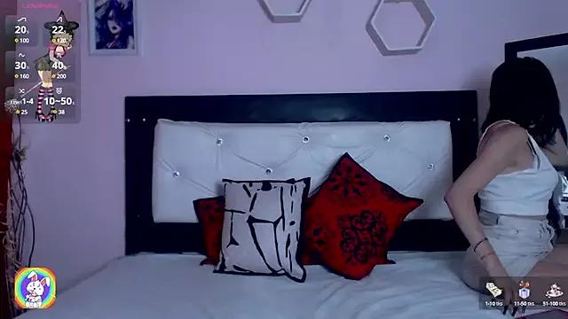viiiolett__ from StripChat
