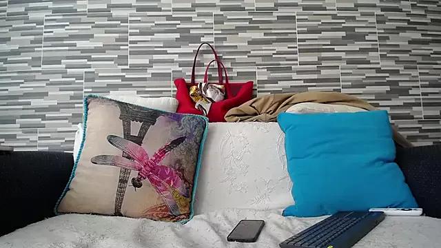 VioletaGomez_Co from StripChat