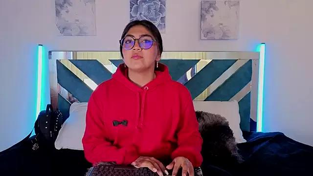 Violettabloom_ from StripChat