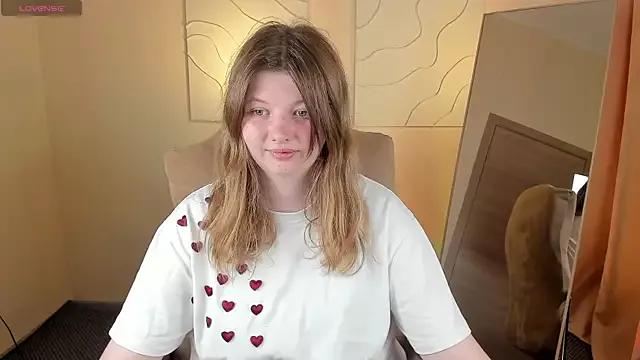 Vivian_cutie from StripChat is Freechat