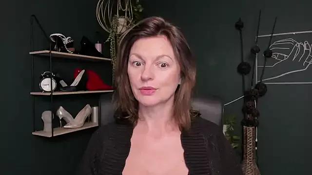 VivianWILD from StripChat
