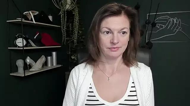 VivianWILD from StripChat