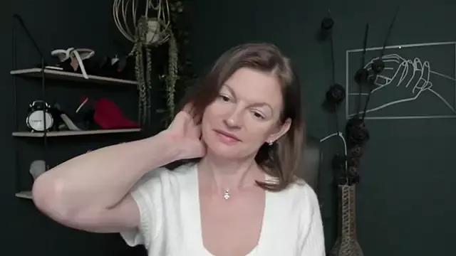 VivianWILD from StripChat