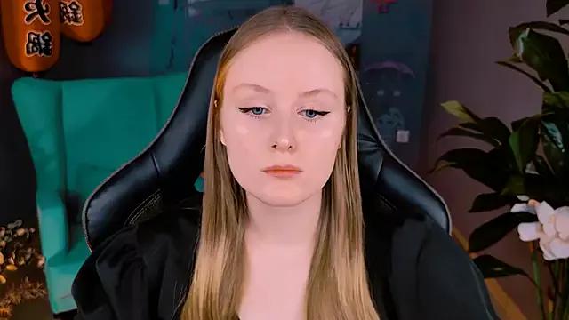 VivienLeeigh from StripChat