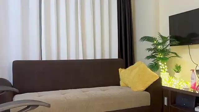 Wow-nisha from StripChat
