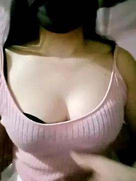 XukaLy from StripChat