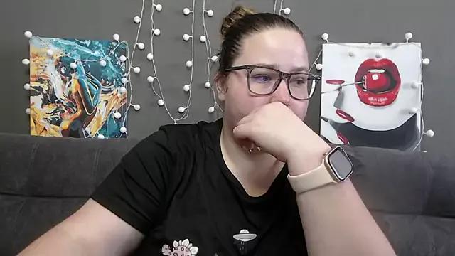 Naked Room XX_Daniella_XX 