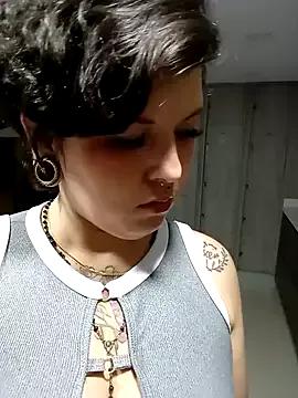 Naked Room Y8ur_F8ck1ng_Queen 