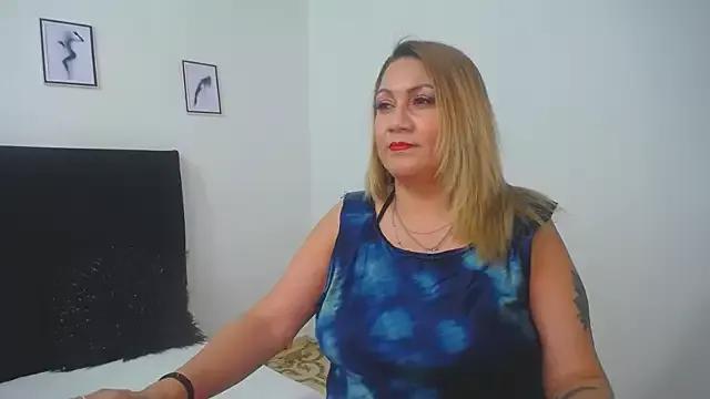 yayita_mature from StripChat