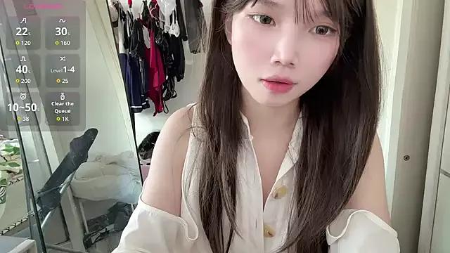 Yiyi-707 from StripChat