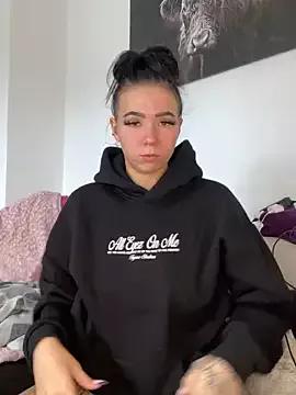 YoungZoexx from StripChat is Freechat
