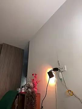Naked Room Your_Honeey 