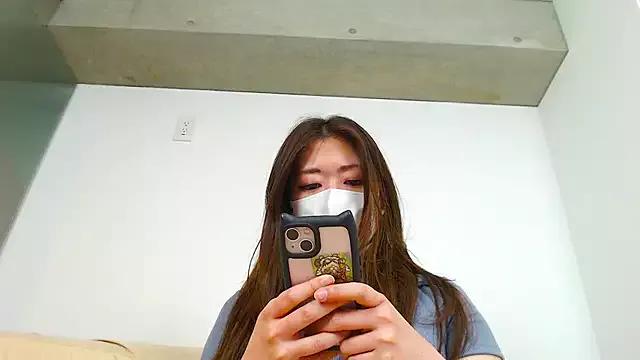 YUZU_19 from StripChat