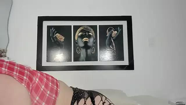 zoee_lovv from StripChat