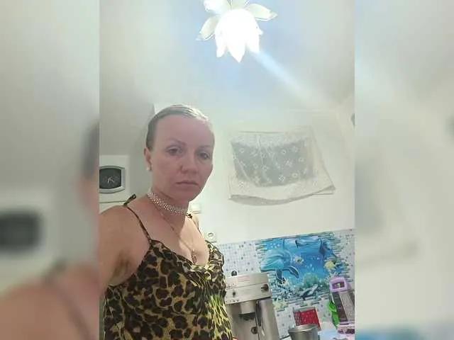 Alenushka888 on BongaCams