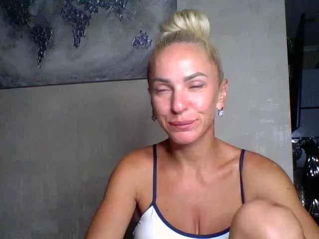 annamari1563 on BongaCams 