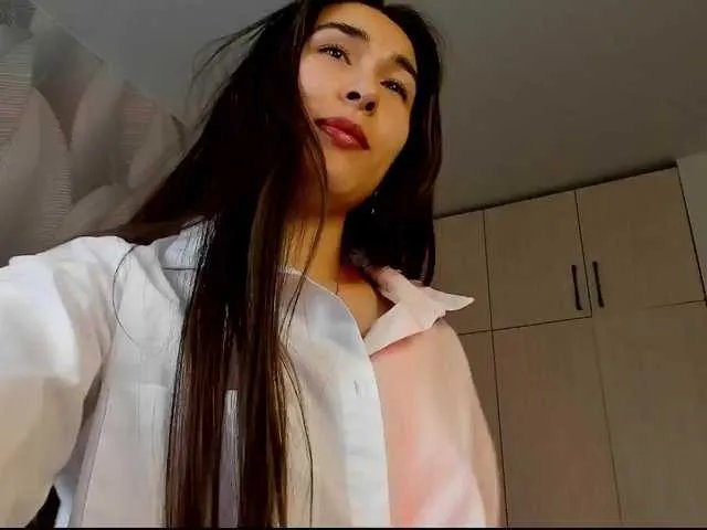 Bambiiiii on BongaCams 