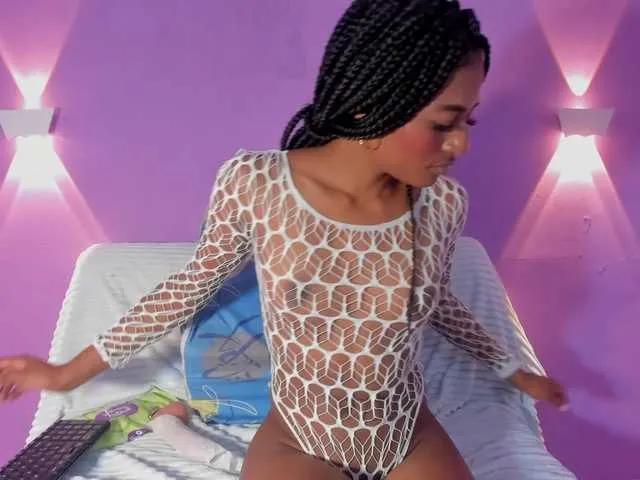 camilathomsson on BongaCams