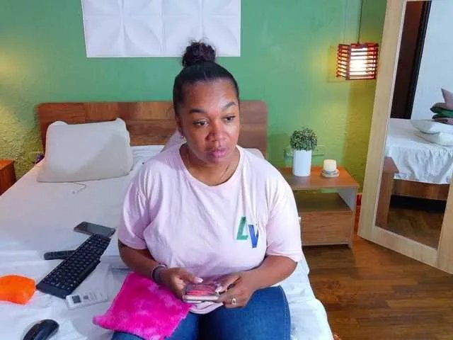 DANAABROWN on BongaCams 