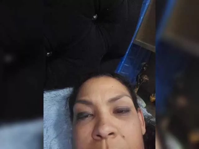 Dannapez on BongaCams 