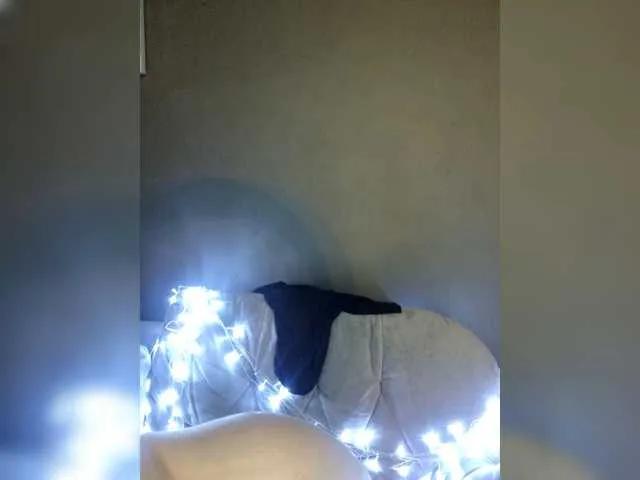 Detka-bez-monetki — Your money, yay! 
And princess treatment 