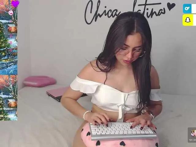 diva-tropical0808 on BongaCams